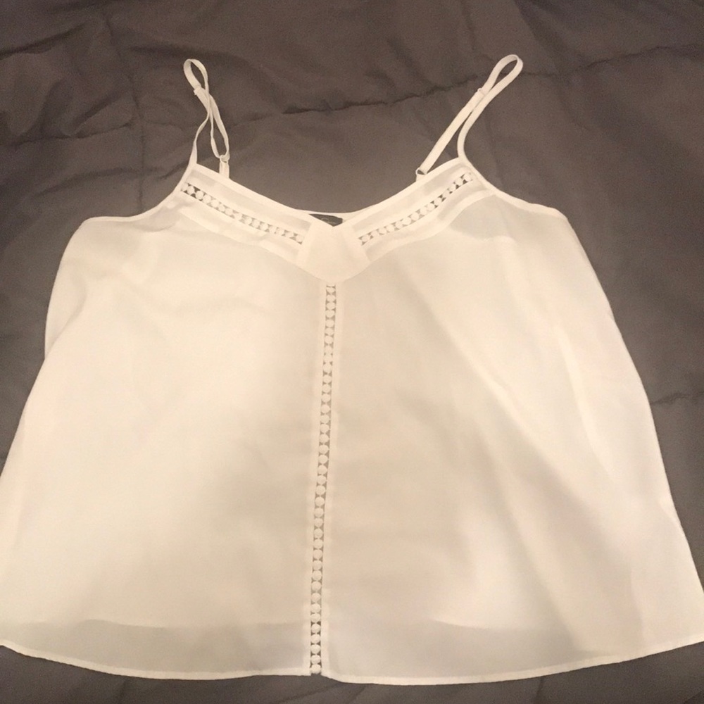 Jessica Simpson white sheet top